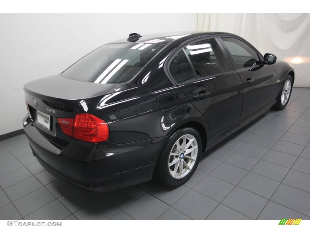 2010 3 Series 328i Sedan - Jet Black / Black photo #11