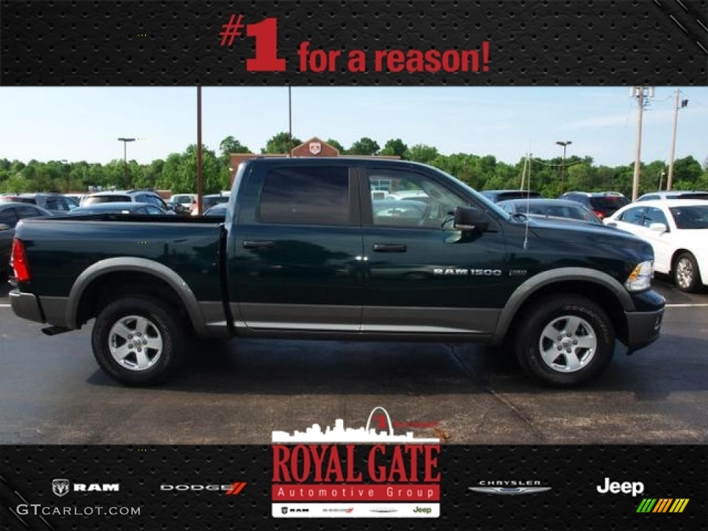 2011 Ram 1500 SLT Crew Cab 4x4 - Hunter Green Pearl / Light Pebble Beige/Bark Brown photo #1