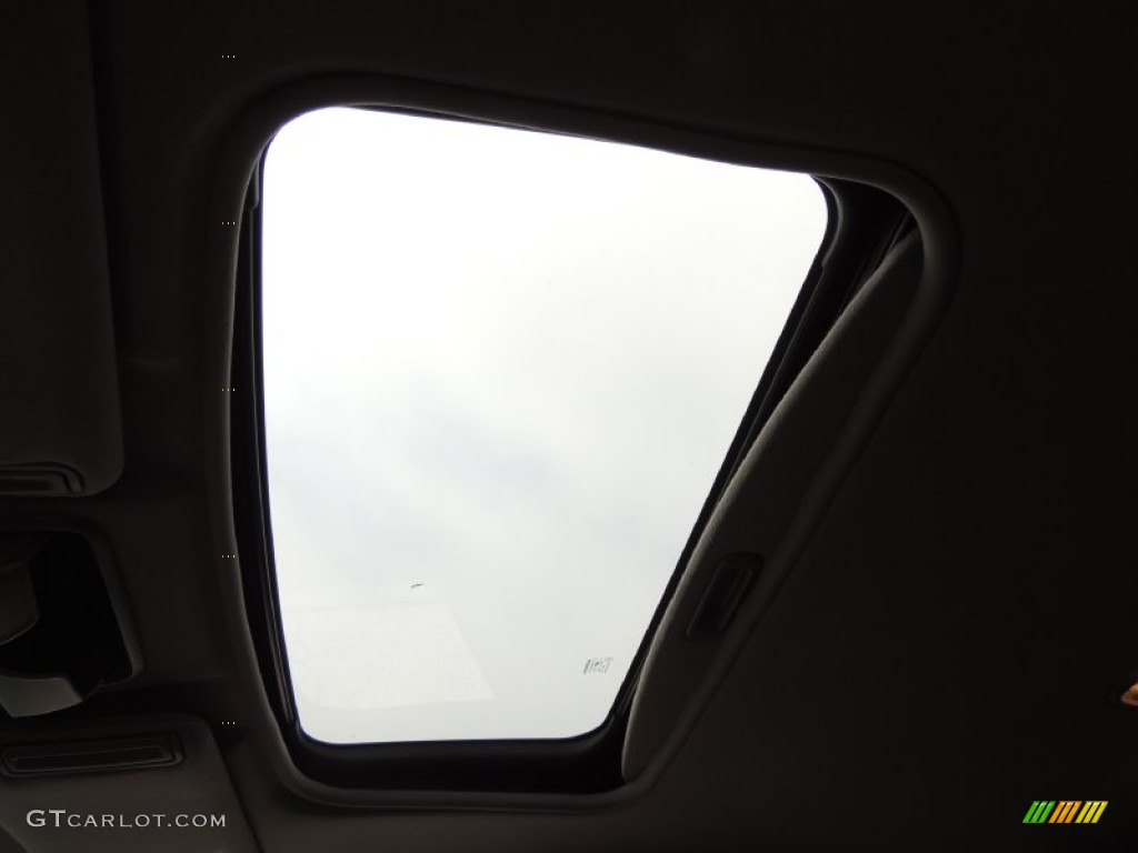 2001 Acura MDX Standard MDX Model Sunroof Photo #81671110