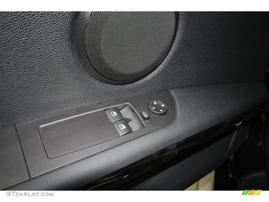 2010 3 Series 328i Coupe - Jet Black / Black photo #16