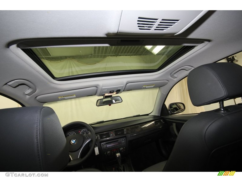 2010 3 Series 328i Coupe - Jet Black / Black photo #25