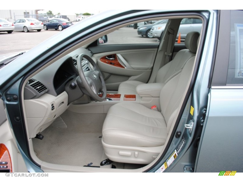 2011 Camry XLE - Aloe Green Metallic / Bisque photo #7
