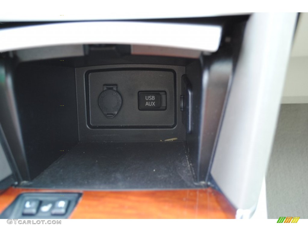 2011 Camry XLE - Aloe Green Metallic / Bisque photo #12