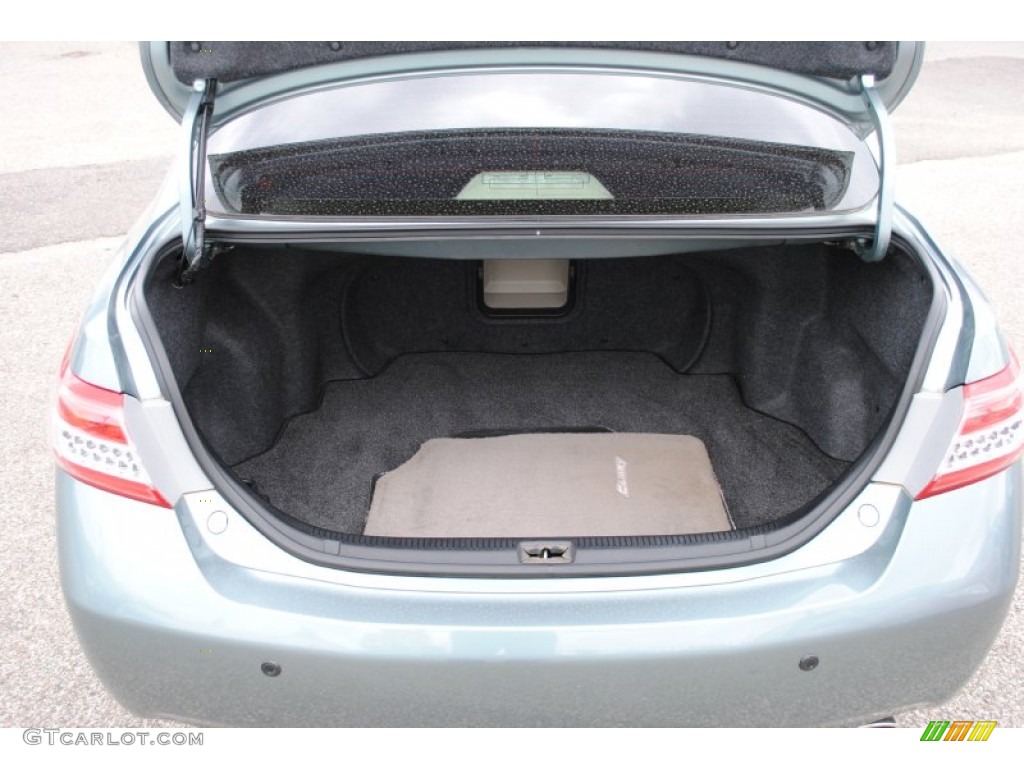 2011 Camry XLE - Aloe Green Metallic / Bisque photo #20