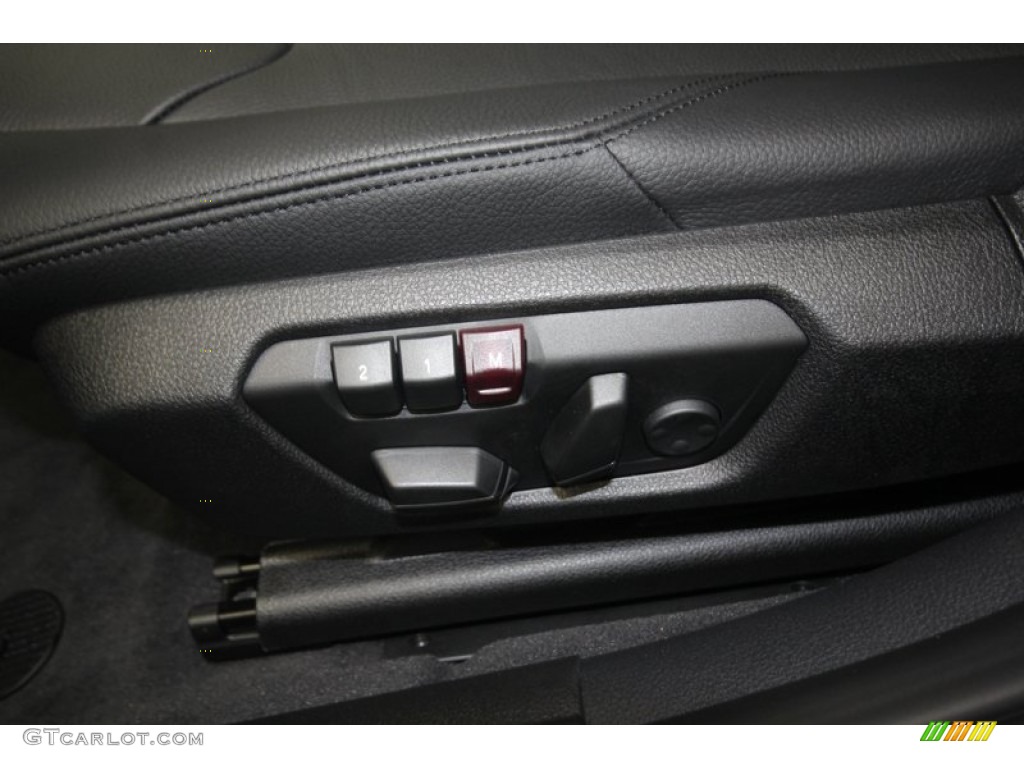 2013 3 Series 328i Sedan - Glacier Silver Metallic / Black photo #15