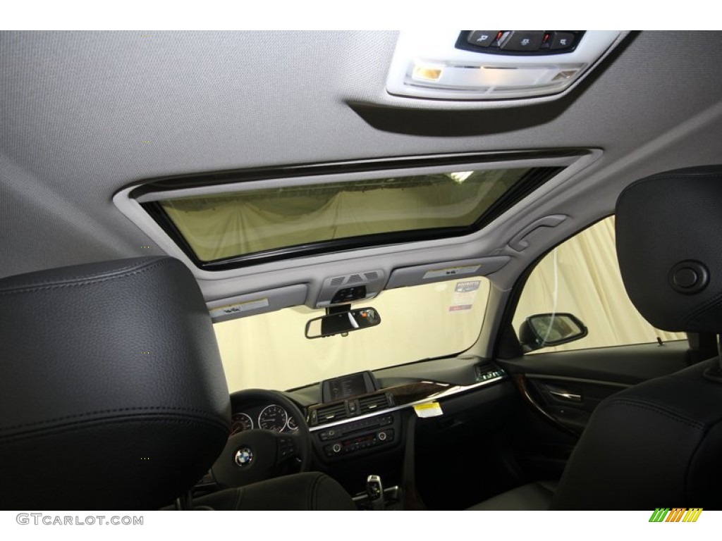 2013 3 Series 328i Sedan - Glacier Silver Metallic / Black photo #30