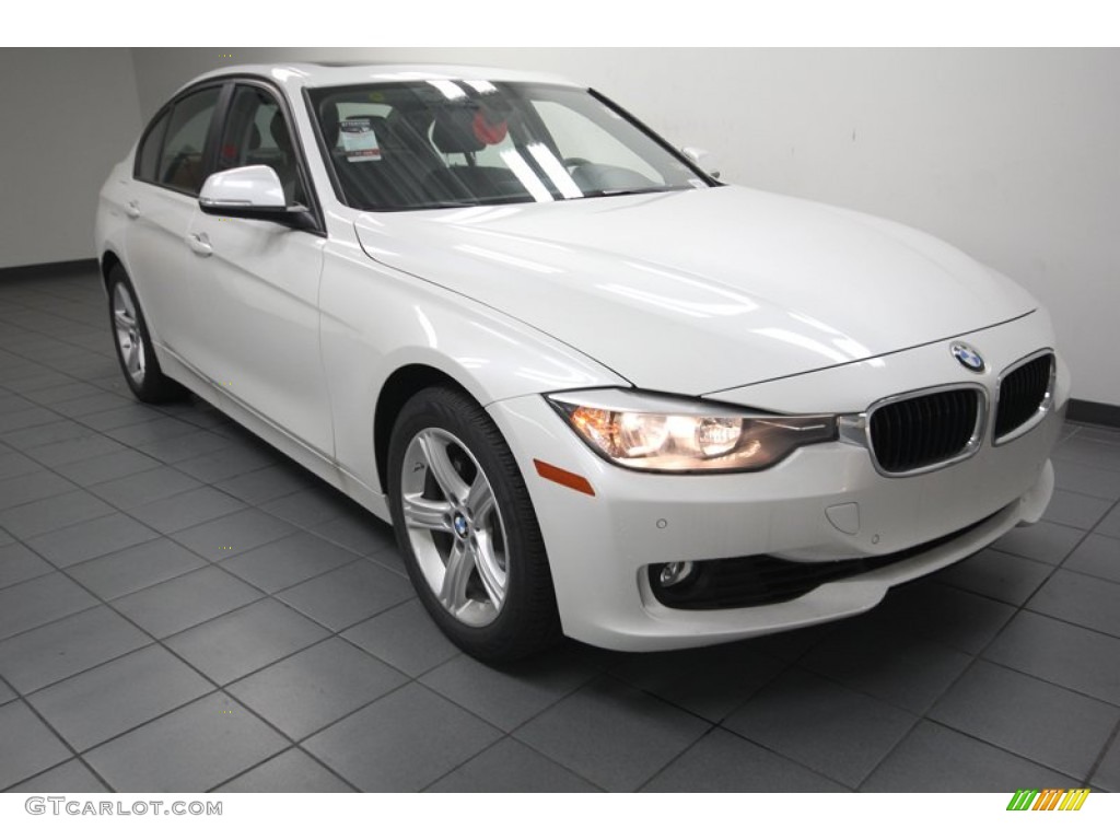 2013 3 Series 328i Sedan - Mineral White Metallic / Black photo #1