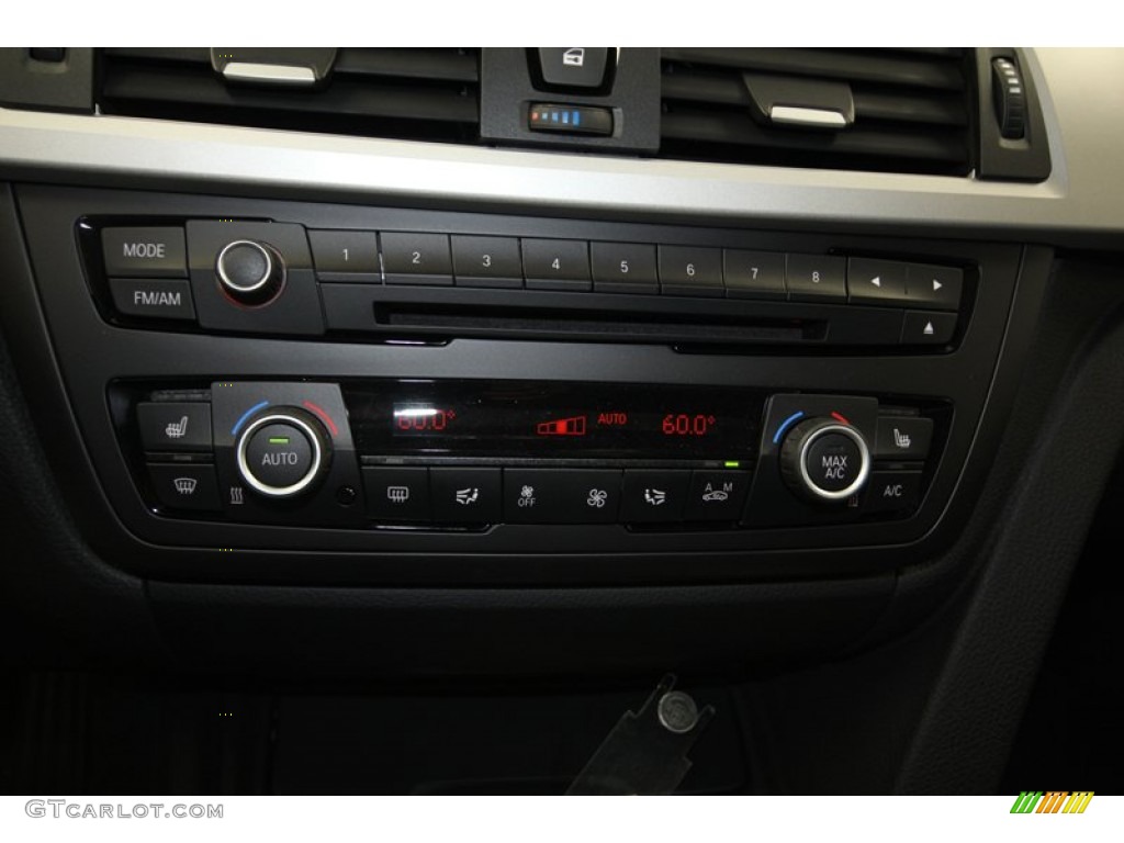 2013 3 Series 328i Sedan - Mineral White Metallic / Black photo #20