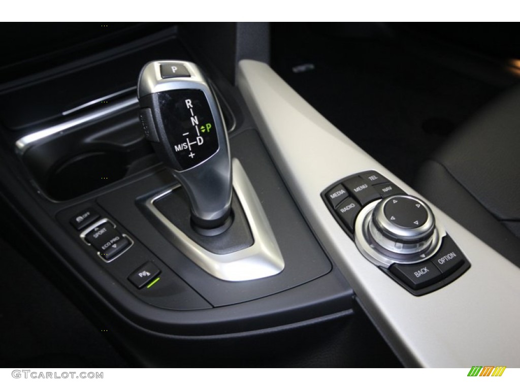 2013 3 Series 328i Sedan - Mineral White Metallic / Black photo #22