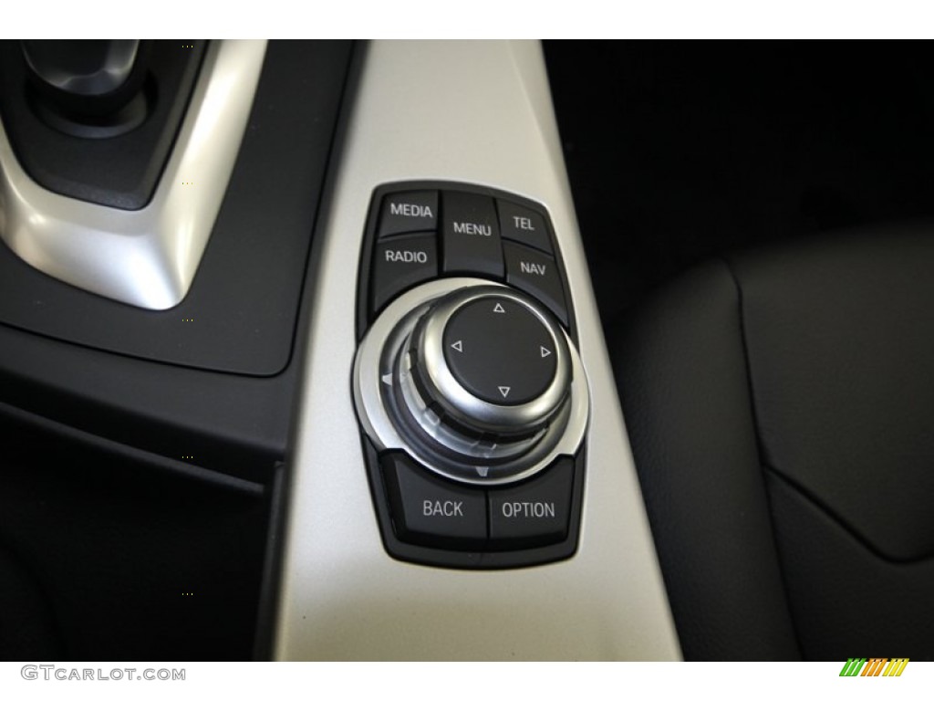 2013 3 Series 328i Sedan - Mineral White Metallic / Black photo #23