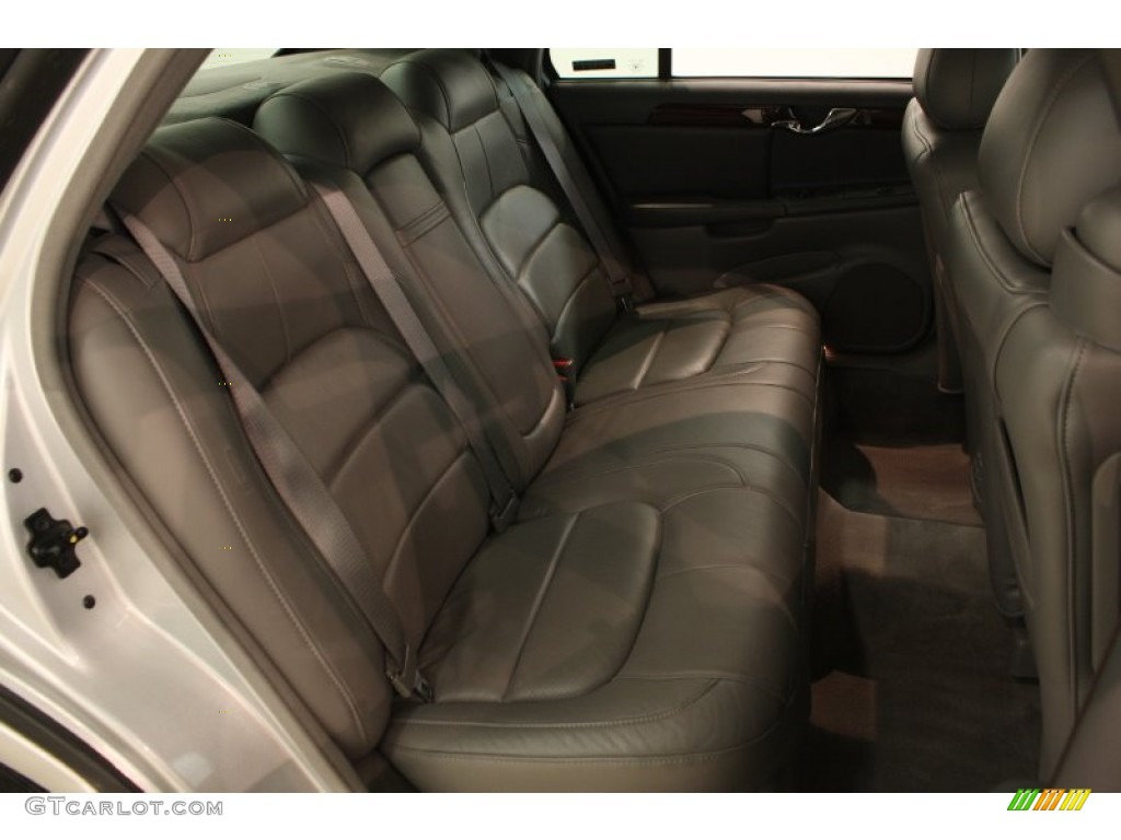 2001 DeVille DTS Sedan - Sterling Silver / Dark Gray photo #11