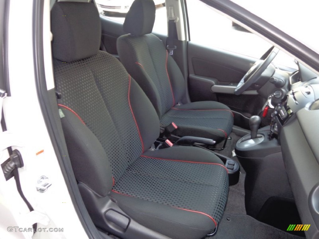 2011 MAZDA2 Touring - Crystal White Pearl / Black photo #10