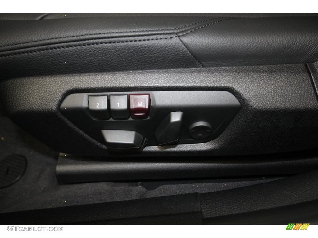 2013 3 Series 328i Sedan - Glacier Silver Metallic / Black photo #12