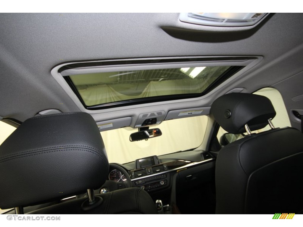 2013 3 Series 328i Sedan - Glacier Silver Metallic / Black photo #25
