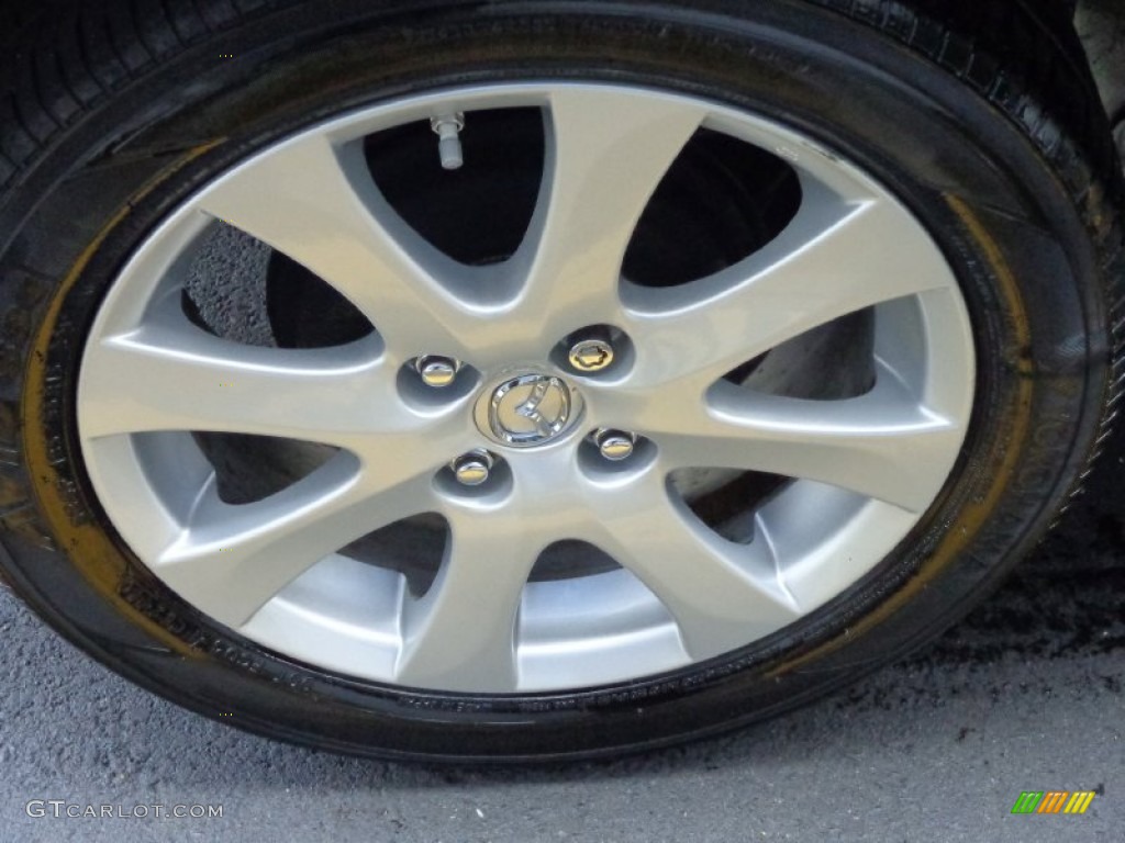 2011 MAZDA2 Touring - Crystal White Pearl / Black photo #32