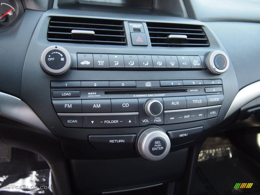 2009 Honda Accord EX Sedan Controls Photos