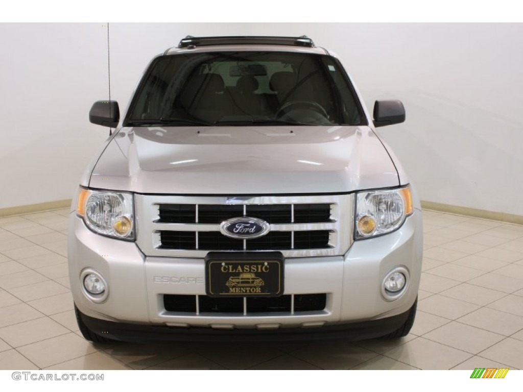 2009 Escape XLT - Brilliant Silver Metallic / Charcoal photo #2