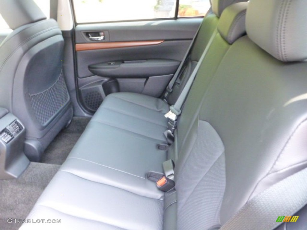 2013 Outback 2.5i Limited - Ice Silver Metallic / Off Black Leather photo #11