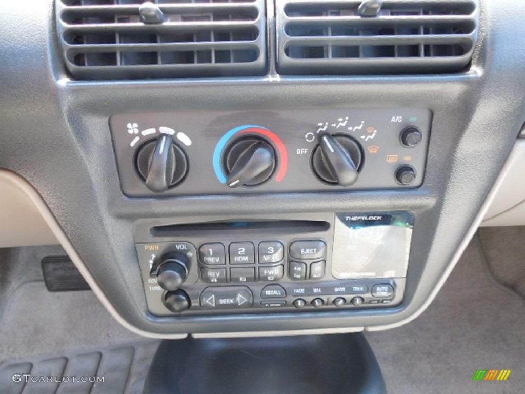 1997 Chevrolet Cavalier Z24 Coupe Controls Photos