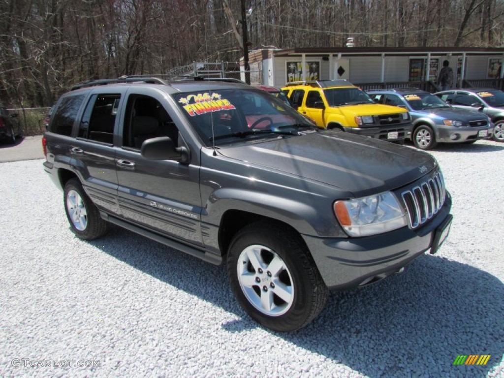 Graphite Metallic Jeep Grand Cherokee