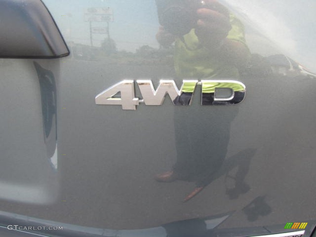 2011 CR-V SE 4WD - Opal Sage Metallic / Ivory photo #38