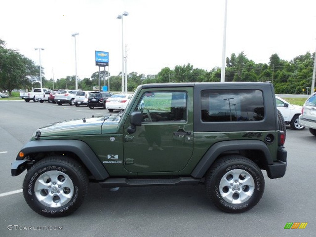 2009 Wrangler X 4x4 - Jeep Green Metallic / Dark Slate Gray/Medium Slate Gray photo #2