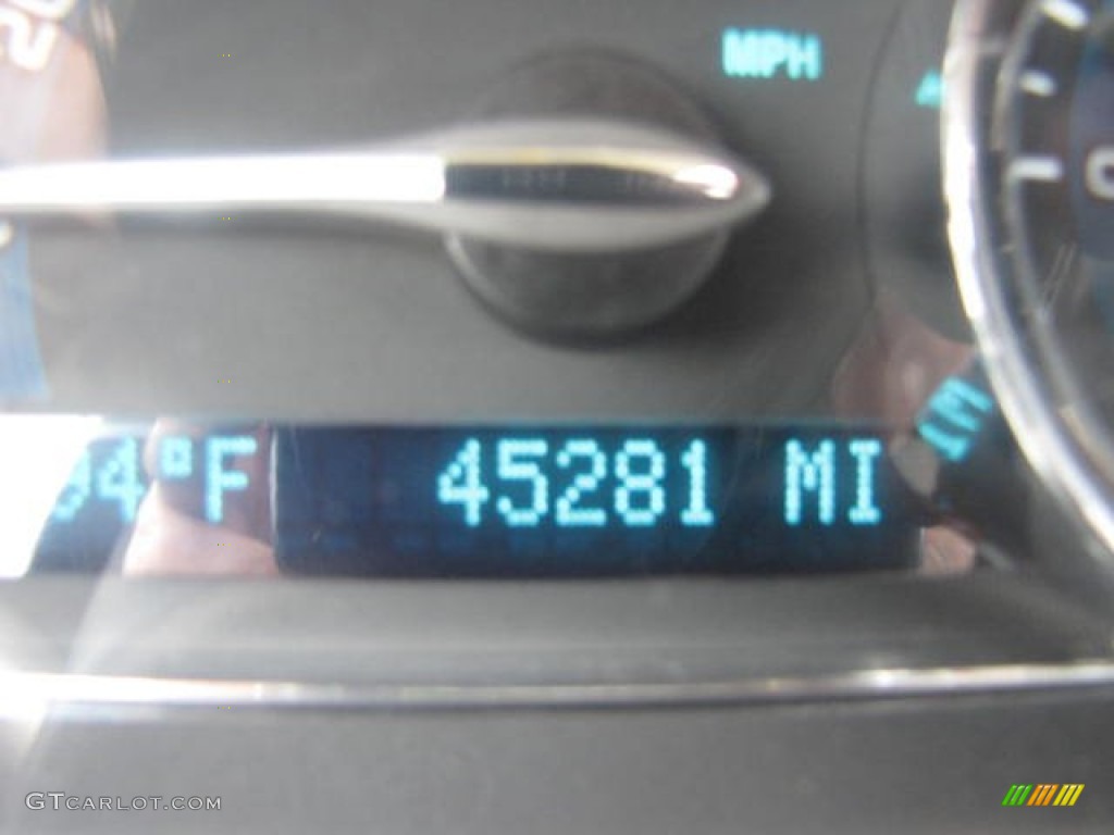 2011 HHR LT - Imperial Blue Metallic / Ebony photo #32