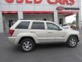 Light Graystone Pearl - Grand Cherokee Laredo Photo No. 8