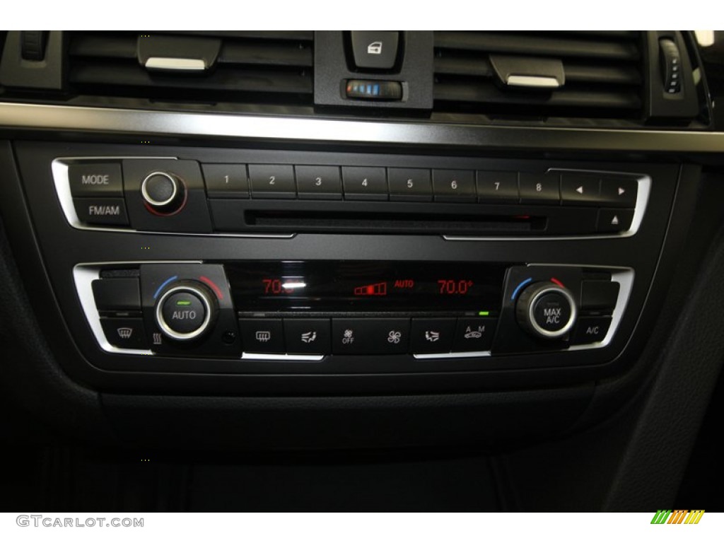 2013 3 Series 328i Sedan - Glacier Silver Metallic / Black photo #18