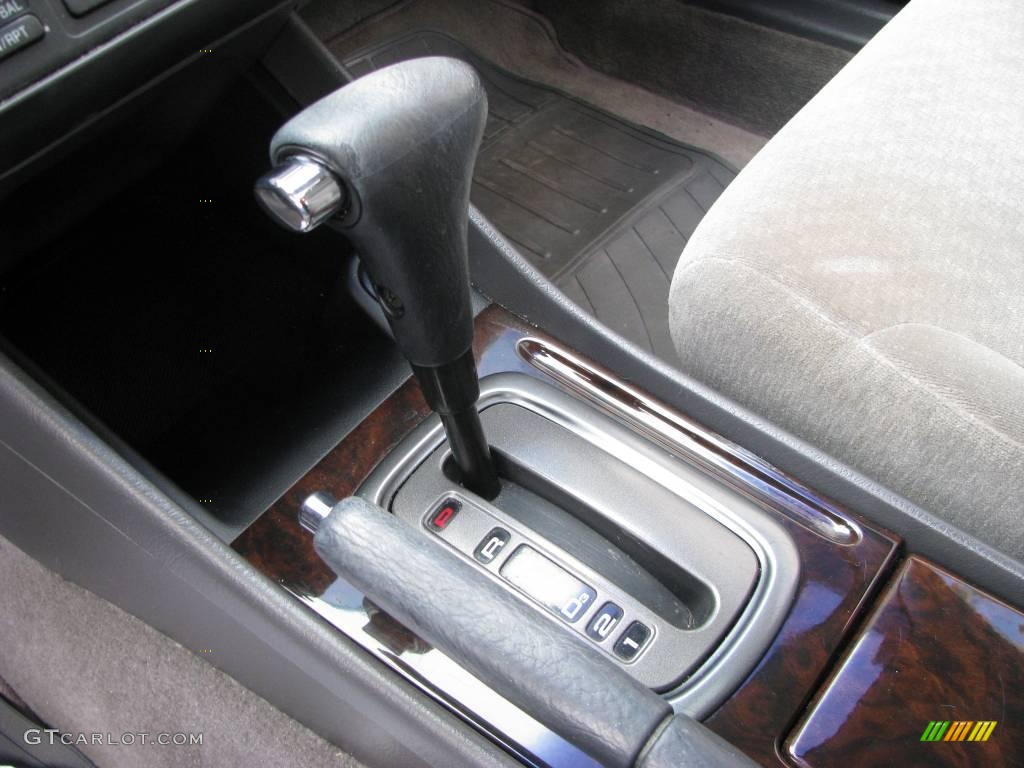 2002 Accord SE Sedan - Satin Silver Metallic / Quartz Gray photo #17