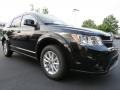 Brilliant Black Crystal Pearl - Journey SXT Photo No. 4