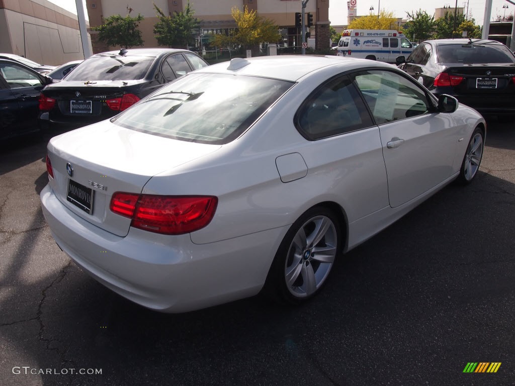 2011 3 Series 328i Coupe - Mineral White Metallic / Oyster/Black Dakota Leather photo #10