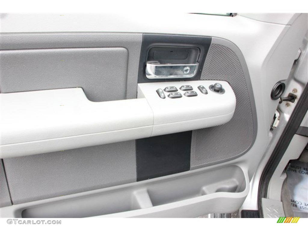 2006 F150 XLT SuperCrew - Silver Metallic / Medium/Dark Flint photo #9