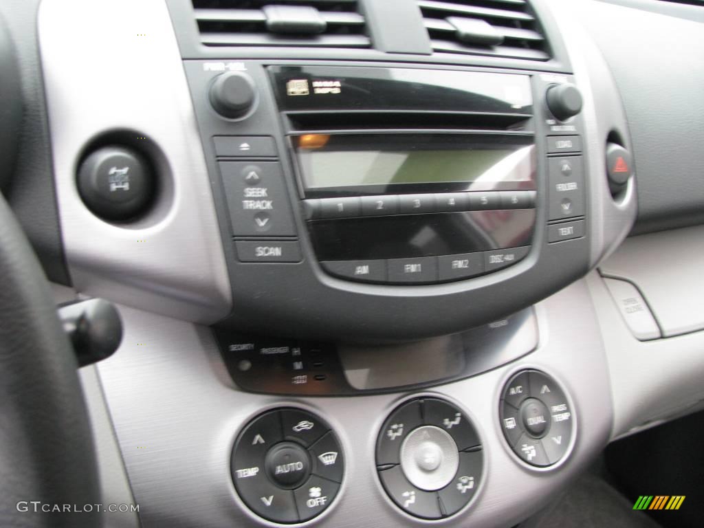 2007 RAV4 Limited 4WD - Classic Silver Metallic / Ash Gray photo #17