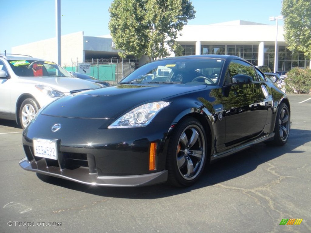 2008 350Z NISMO Coupe - Magnetic Black / NISMO Black/Red photo #2