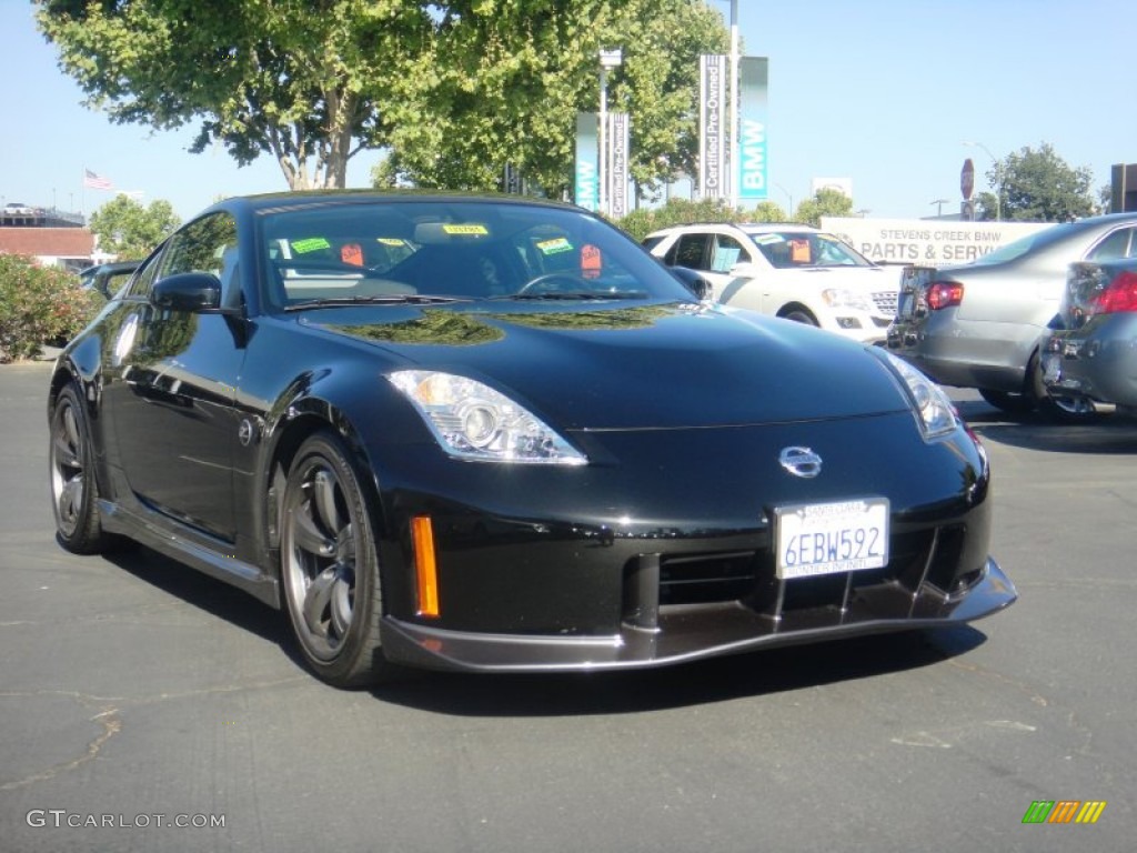 2008 350Z NISMO Coupe - Magnetic Black / NISMO Black/Red photo #3