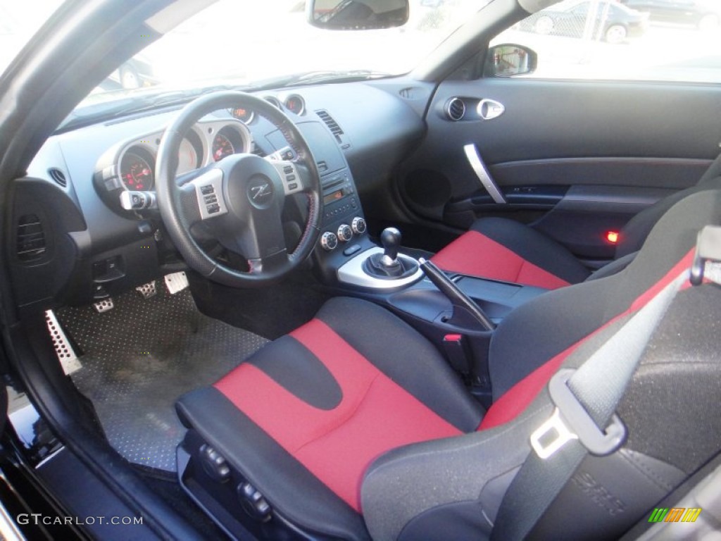 2008 350Z NISMO Coupe - Magnetic Black / NISMO Black/Red photo #24