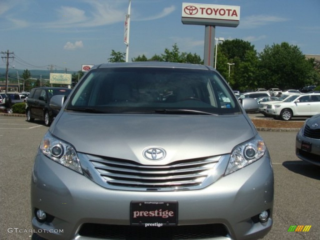 2011 Sienna Limited AWD - Silver Sky Metallic / Light Gray photo #2