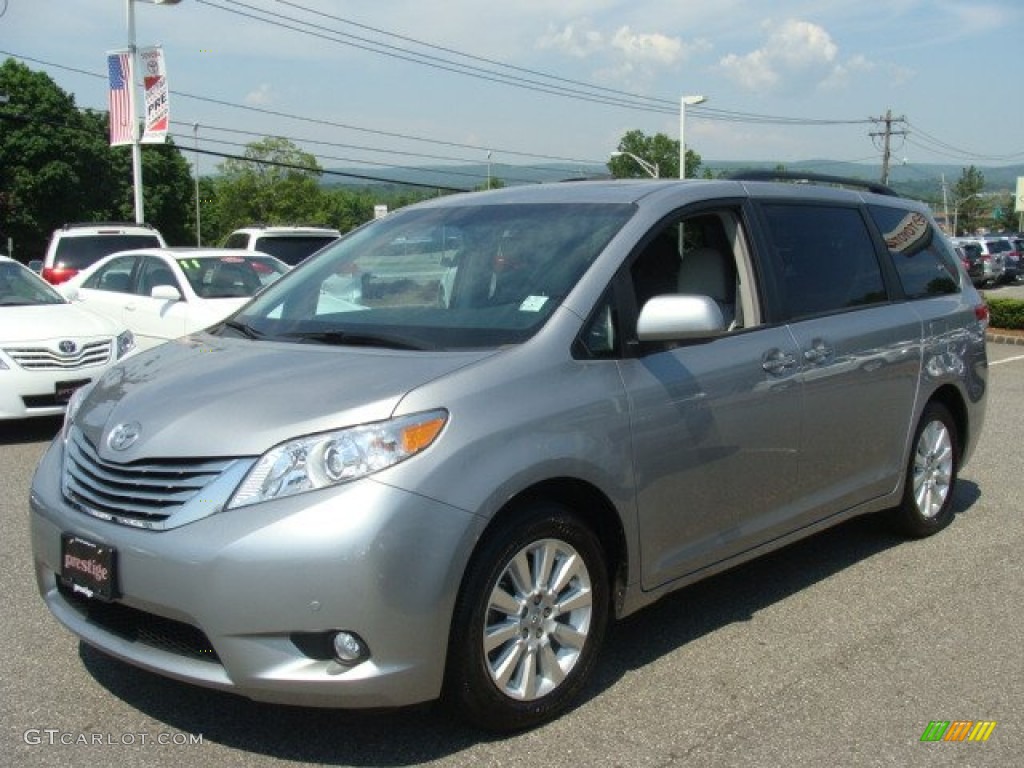 2011 Sienna Limited AWD - Silver Sky Metallic / Light Gray photo #3