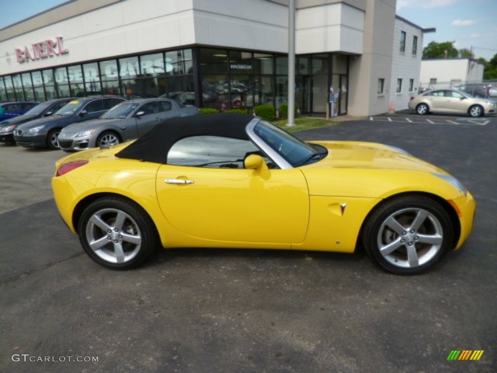 2007 Solstice GXP Roadster - Mean Yellow / Ebony photo #8