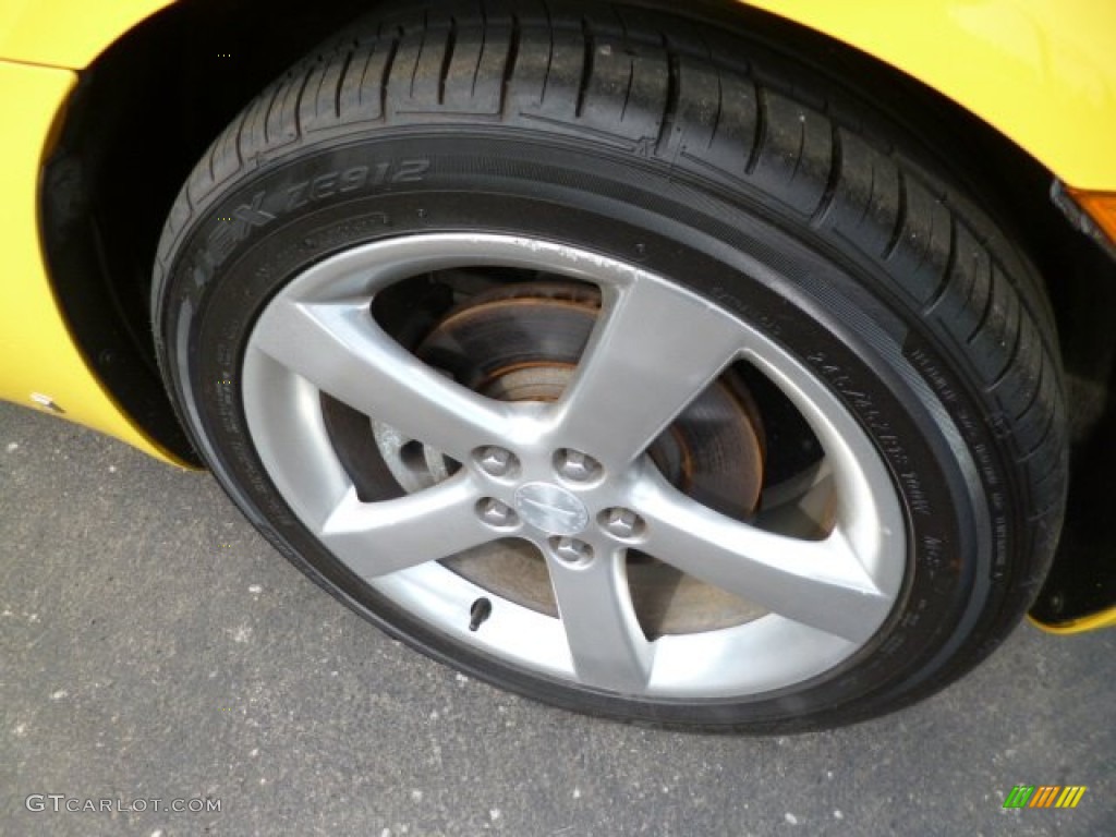 2007 Solstice GXP Roadster - Mean Yellow / Ebony photo #9