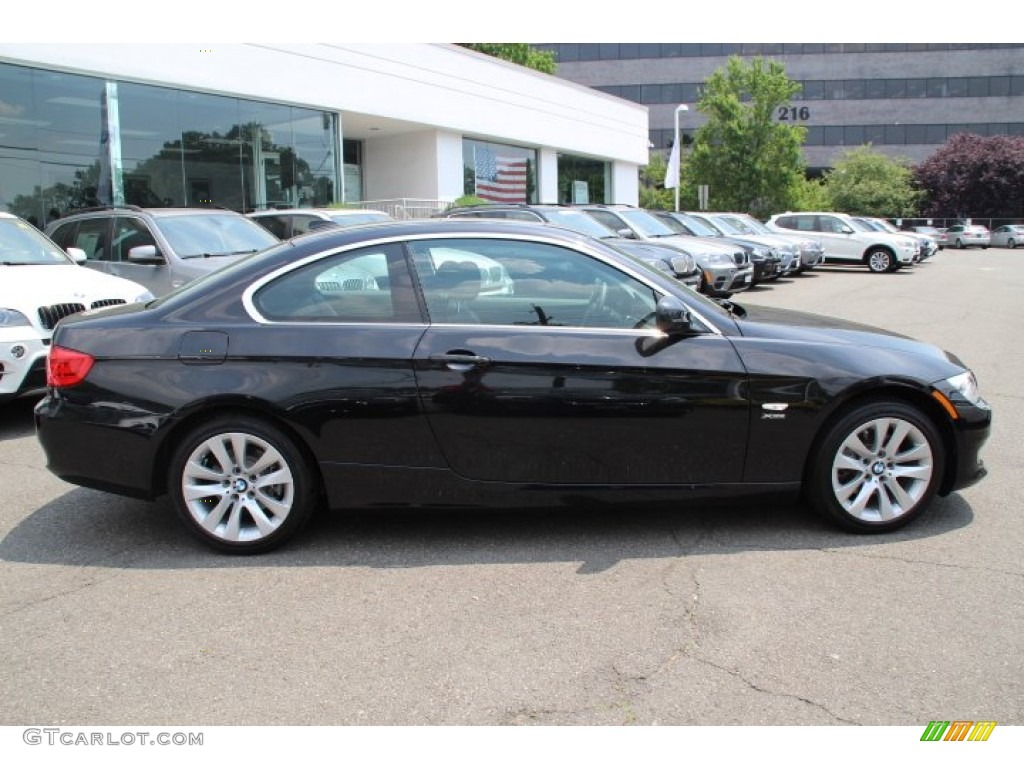 2013 3 Series 328i xDrive Coupe - Black Sapphire Metallic / Black photo #4