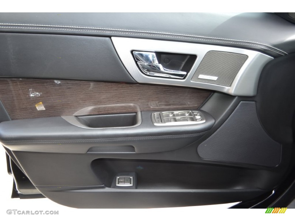 2010 Jaguar XF XF Supercharged Sedan Door Panel Photos