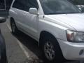 Super White - Highlander  Photo No. 2