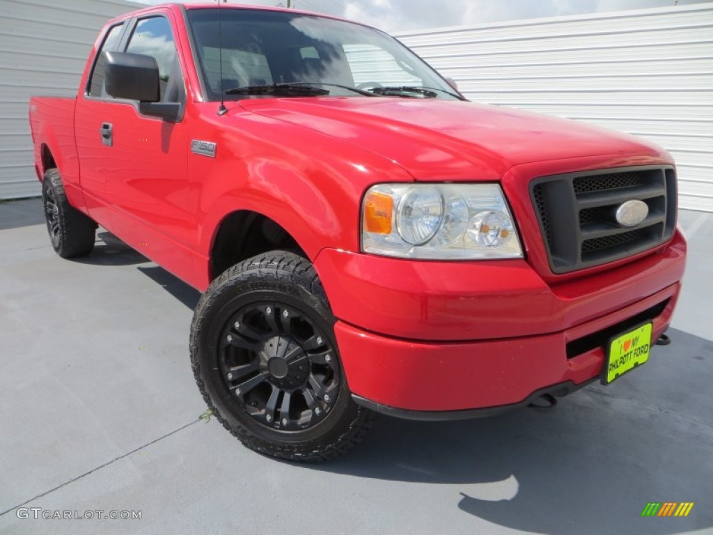 2007 F150 STX SuperCab 4x4 - Bright Red / Medium Flint photo #1