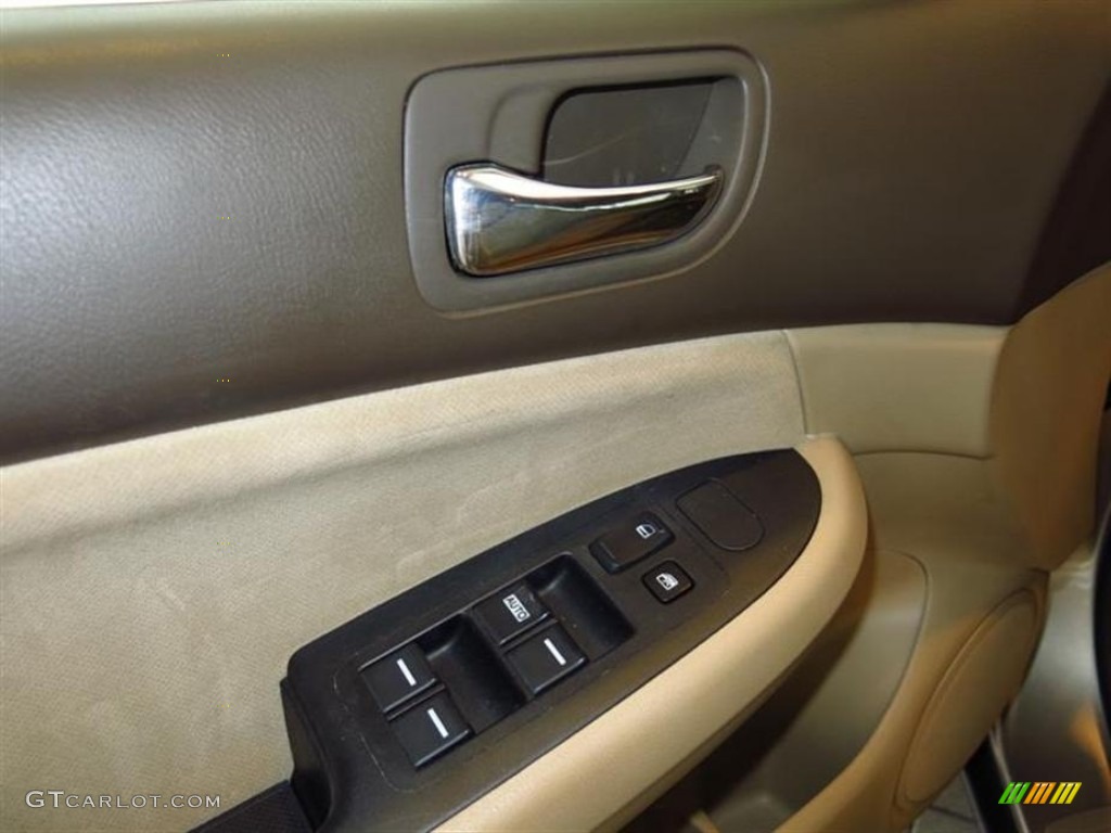 2006 Accord Value Package Sedan - Desert Mist Metallic / Ivory photo #15