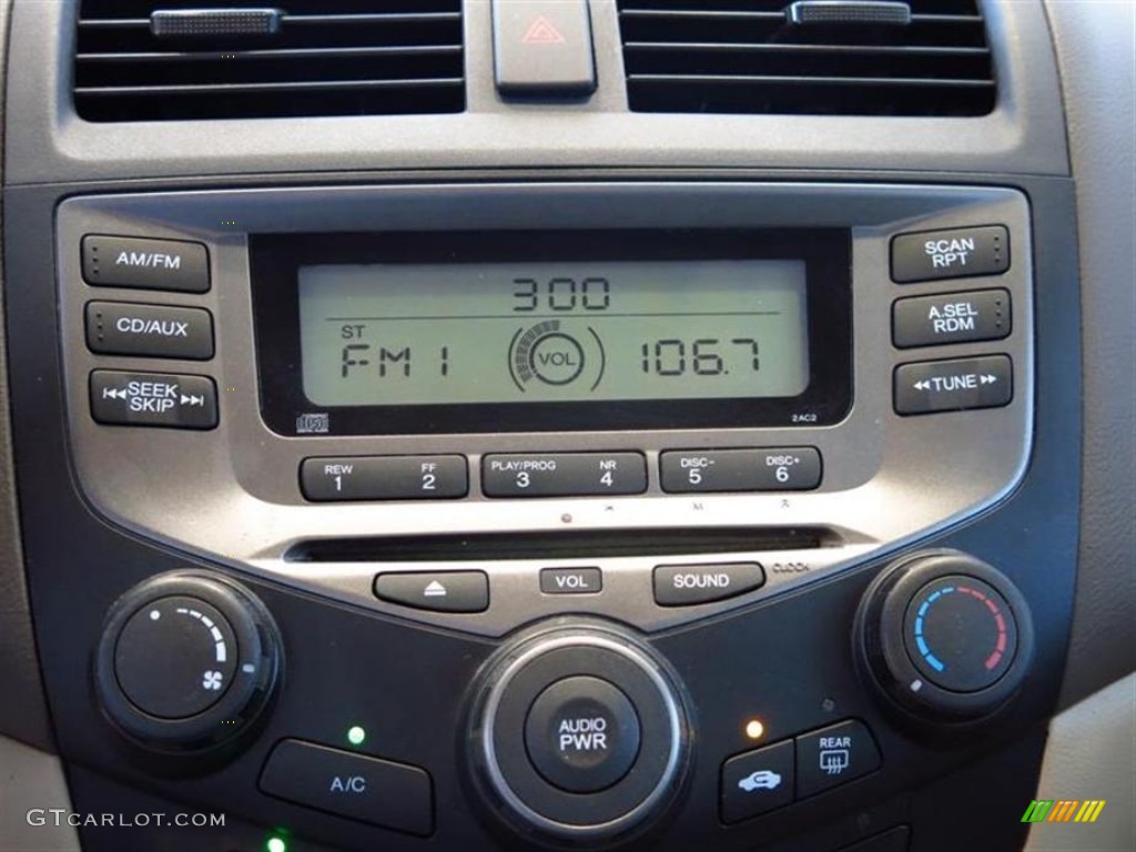 2006 Accord Value Package Sedan - Desert Mist Metallic / Ivory photo #19