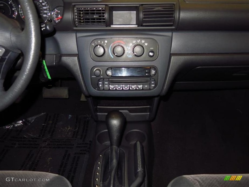2005 Chrysler Sebring Convertible Controls Photo #81717765