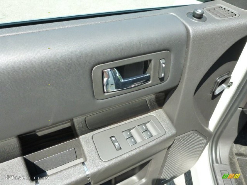 2014 Ford Flex SEL AWD Controls Photo #81718207