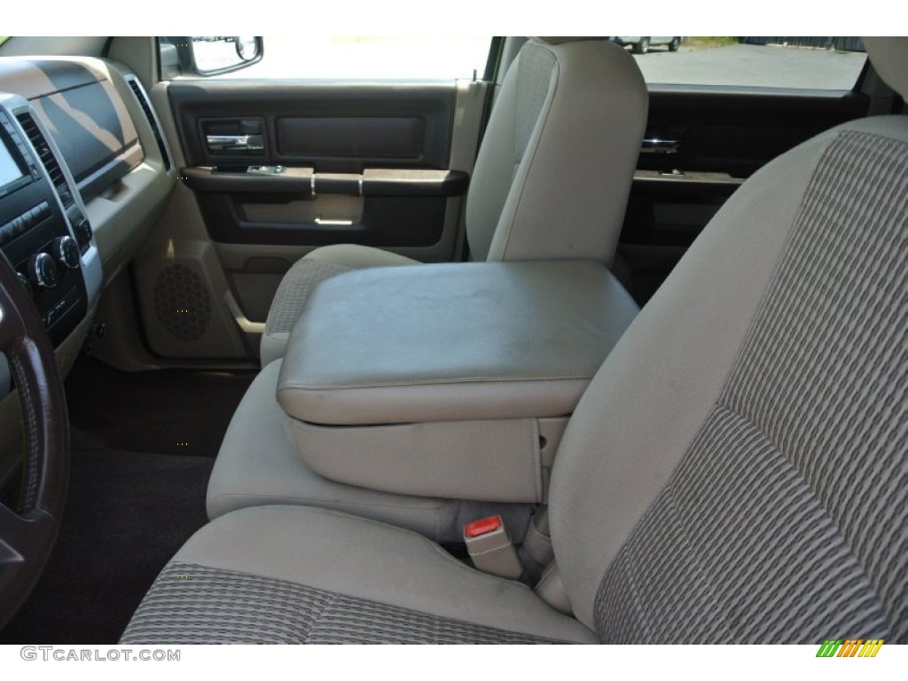 2009 Ram 1500 Big Horn Edition Crew Cab 4x4 - Brilliant Black Crystal Pearl / Light Pebble Beige/Bark Brown photo #11